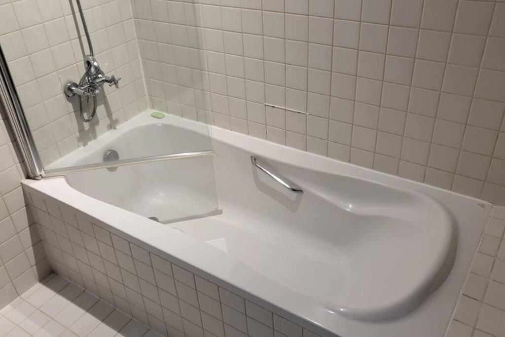 Dubai Marina 1 Bedroom Apt. Walking Distance Jbr. מראה חיצוני תמונה